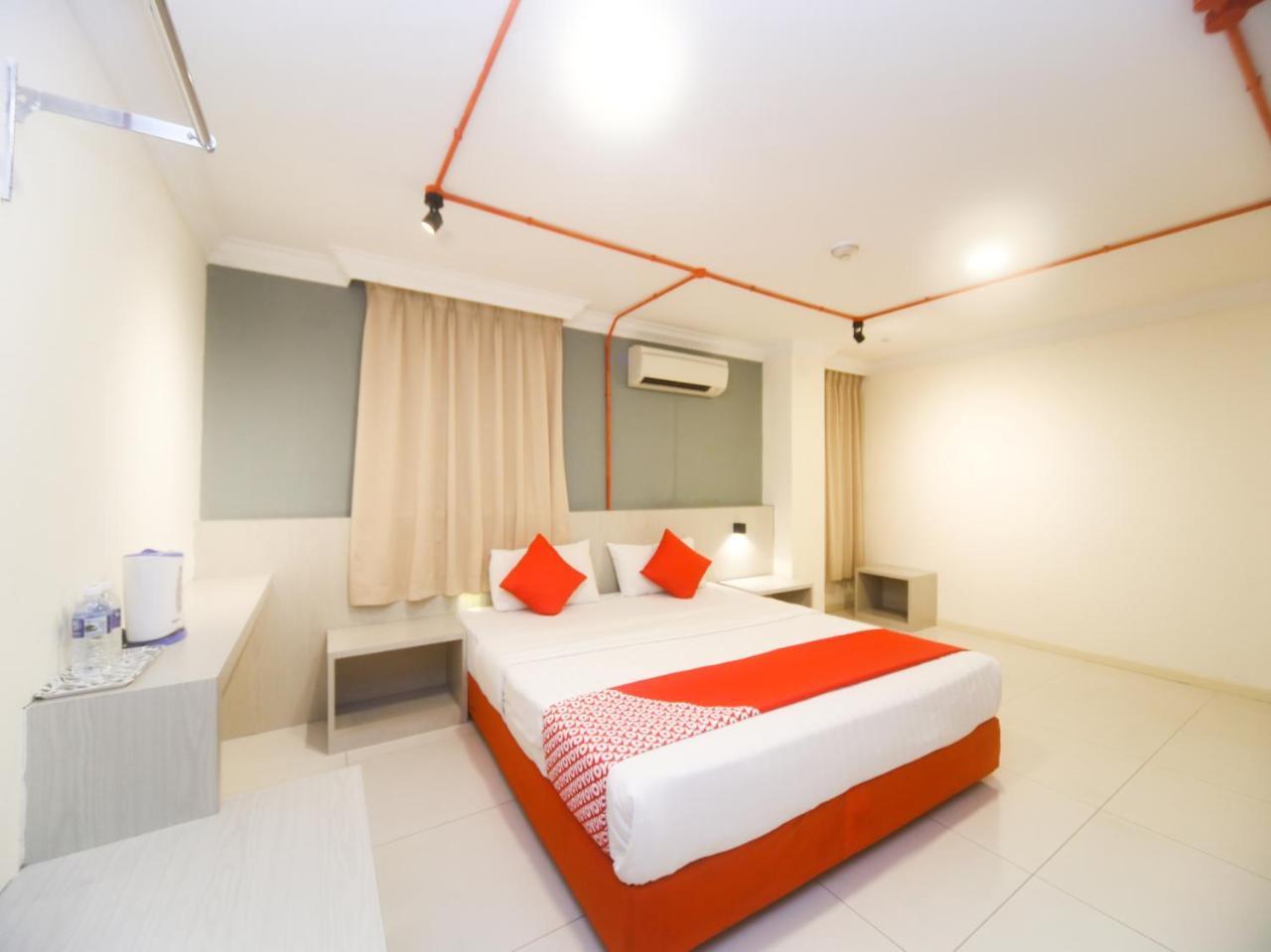 Oyo 727 Hotel Rafflesia Kota Kinabalu Exterior foto