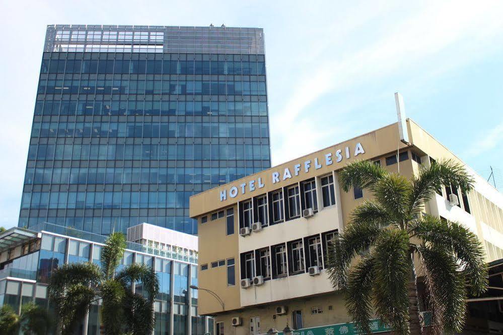 Oyo 727 Hotel Rafflesia Kota Kinabalu Exterior foto