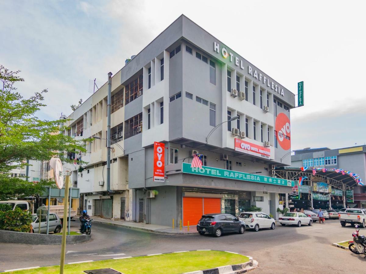 Oyo 727 Hotel Rafflesia Kota Kinabalu Exterior foto