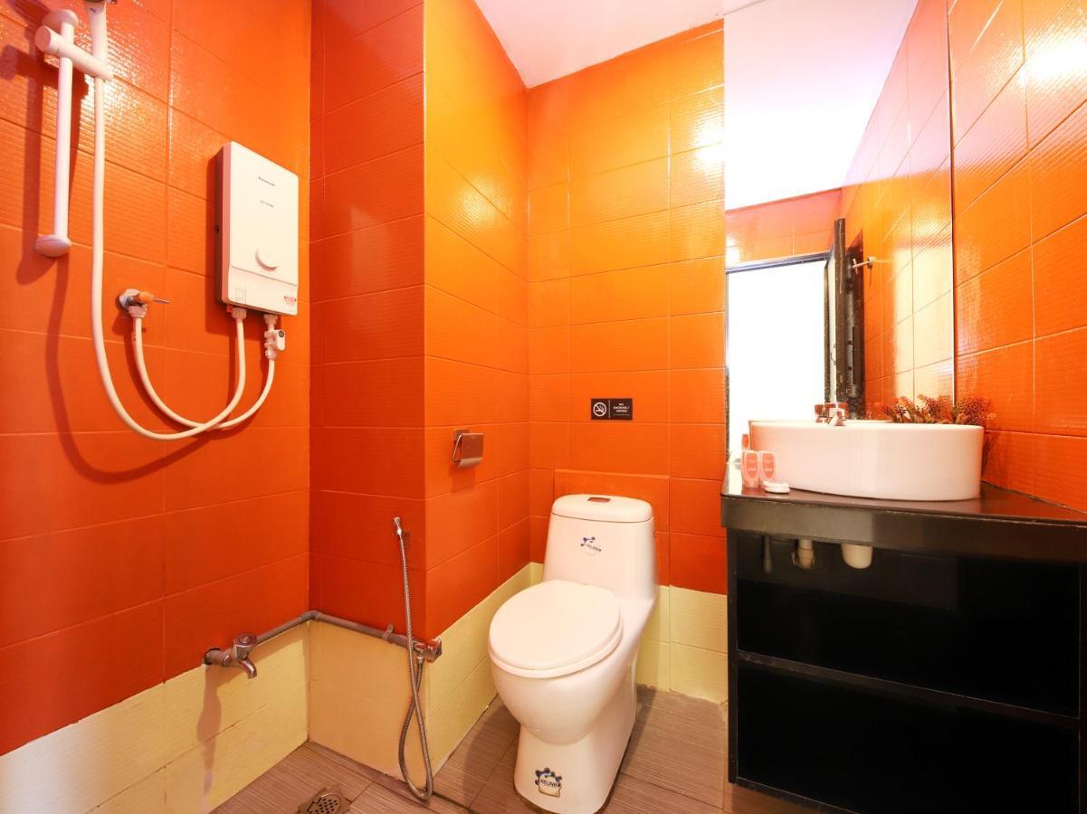 Oyo 727 Hotel Rafflesia Kota Kinabalu Exterior foto
